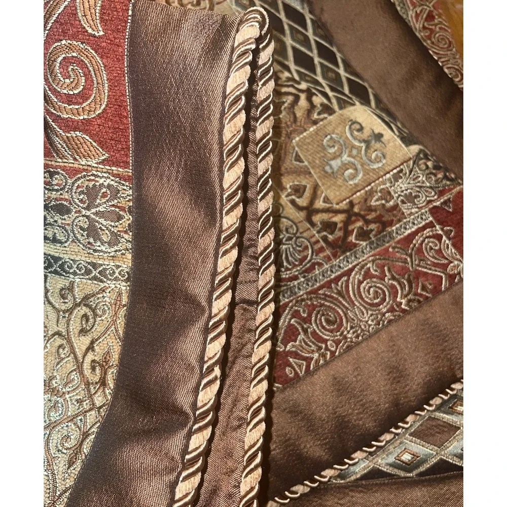 Set Is‎ 2 King tapestry Pillow Shams With Roping Vintage - Picture 3 of 7